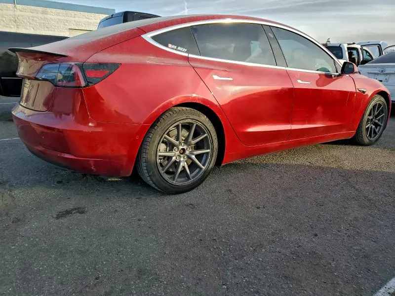 2018 TESLA MODEL 3   
