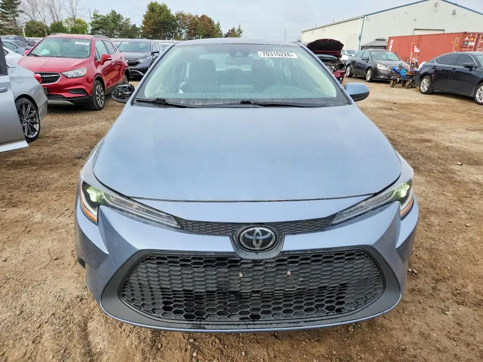 2022 TOYOTA COROLLA LE  