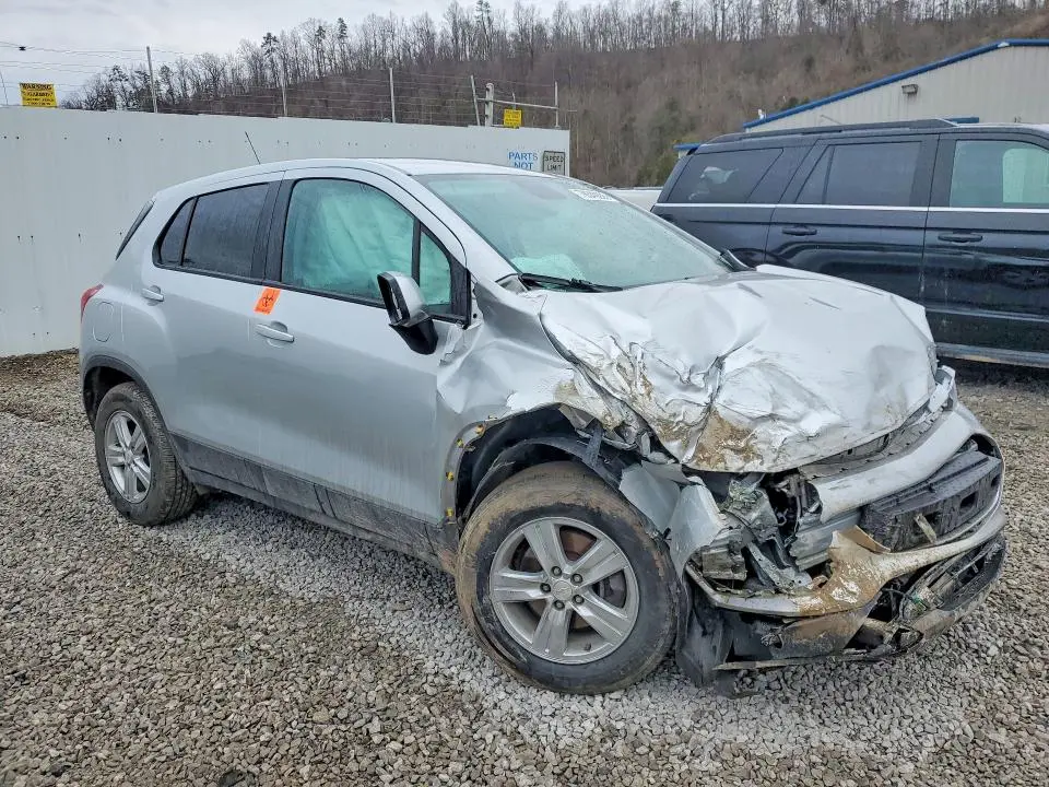 2021 CHEVROLET TRAX LS  