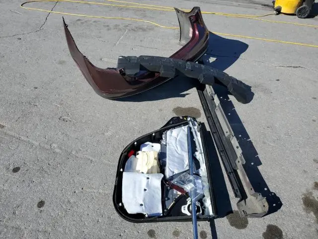 2016 TOYOTA AVALON XLE  