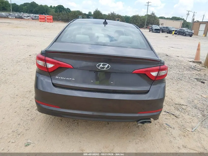 2016 HYUNDAI SONATA SE