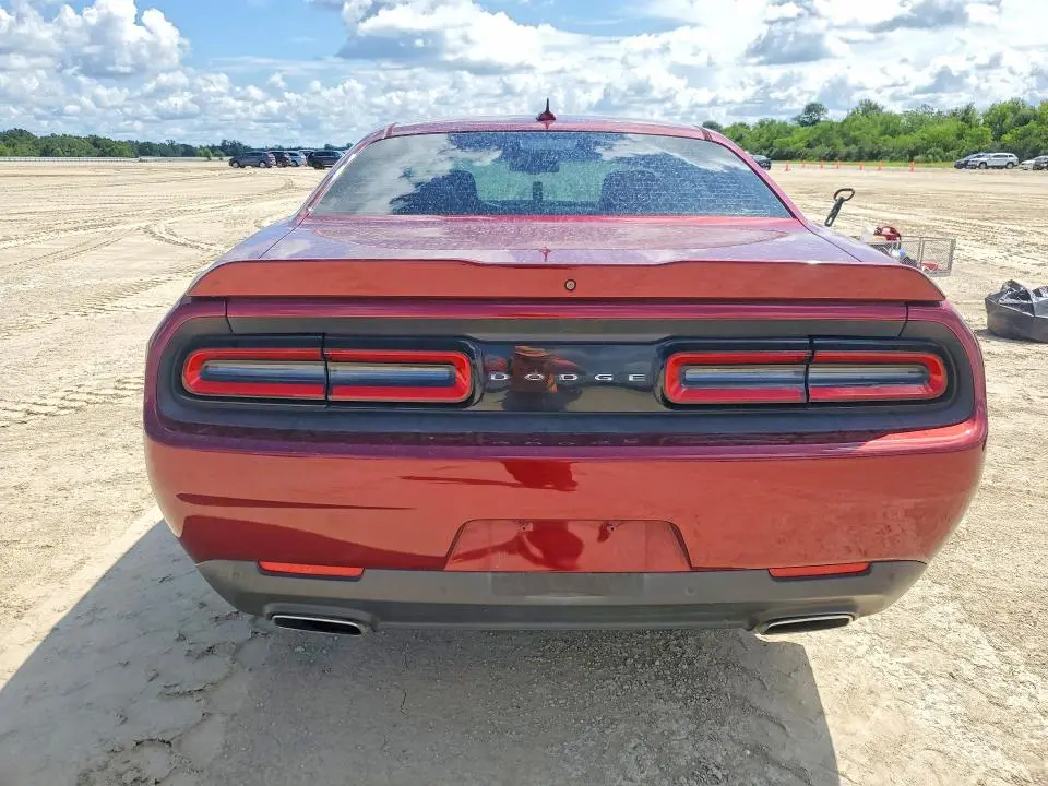 2018 DODGE CHALLENGER SXT  