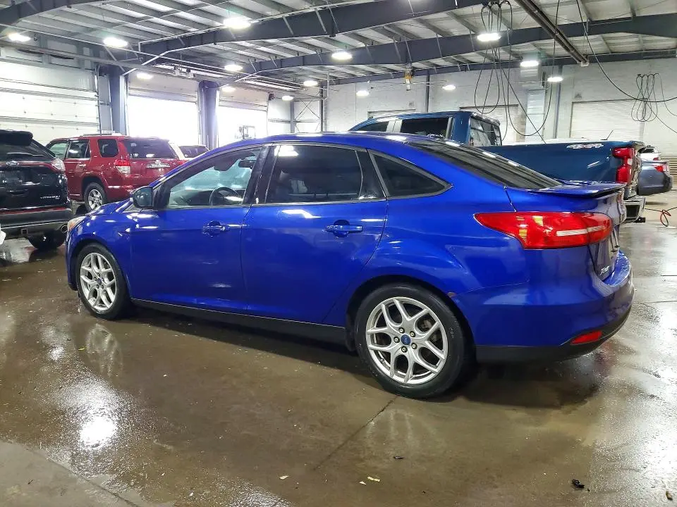 2015 FORD FOCUS SE  