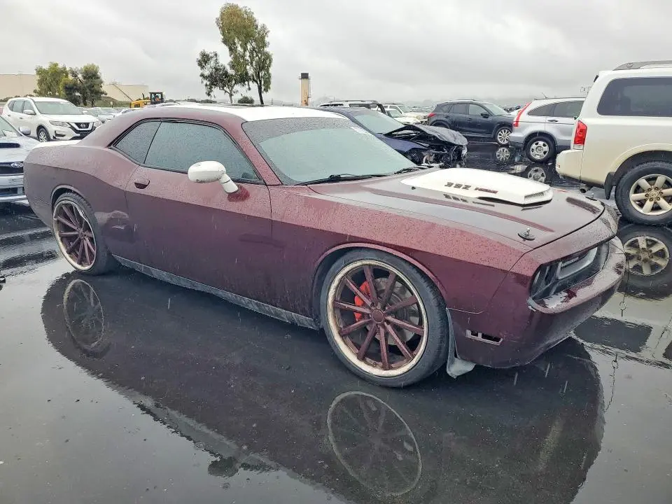 2011 DODGE CHALLENGER SRT-8  