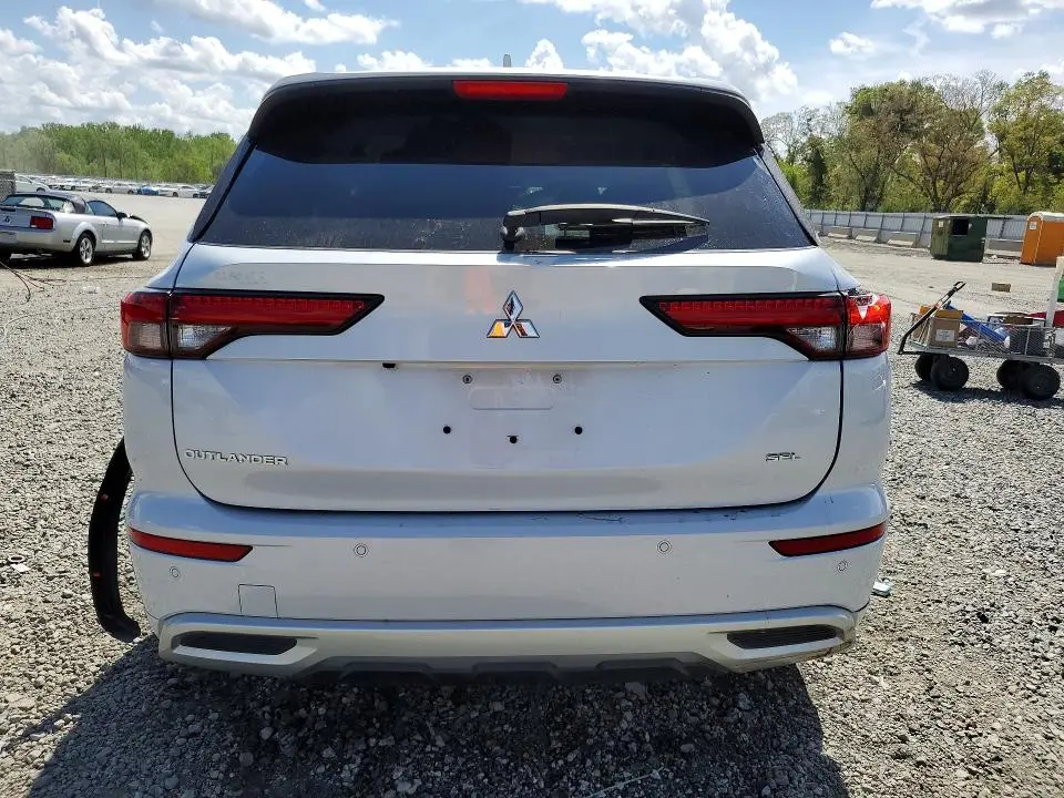 2024 MITSUBISHI OUTLANDER SEL  