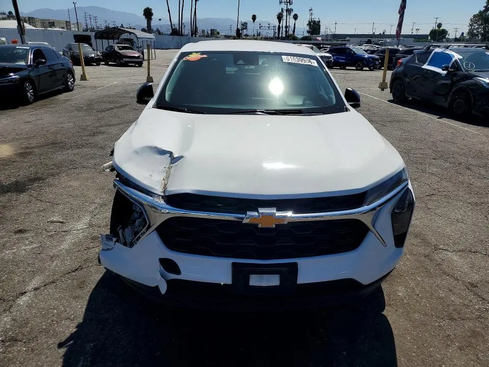 2024 CHEVROLET TRAX LS  