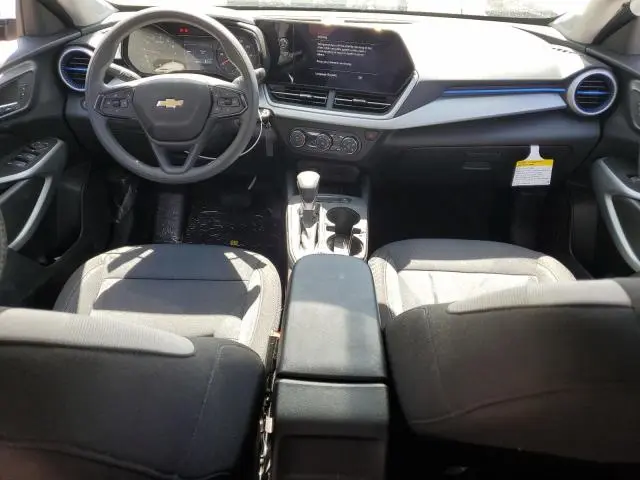 2025 CHEVROLET TRAX LS  