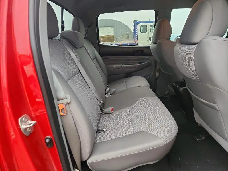 2013 TOYOTA TACOMA V6  