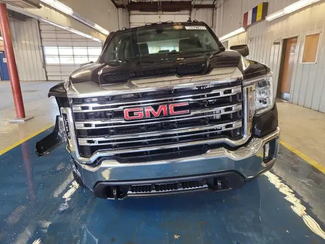 2021 GMC SIERRA K2500 SLE  