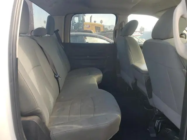 2018 RAM 1500 ST