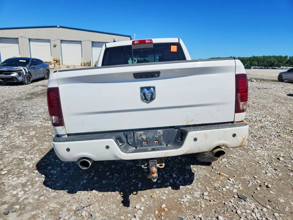 2013 RAM 1500 SPORT  