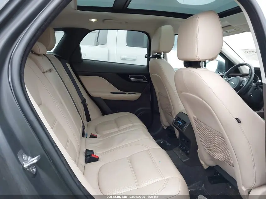 2018 JAGUAR F-PACE 30T PRESTIGE