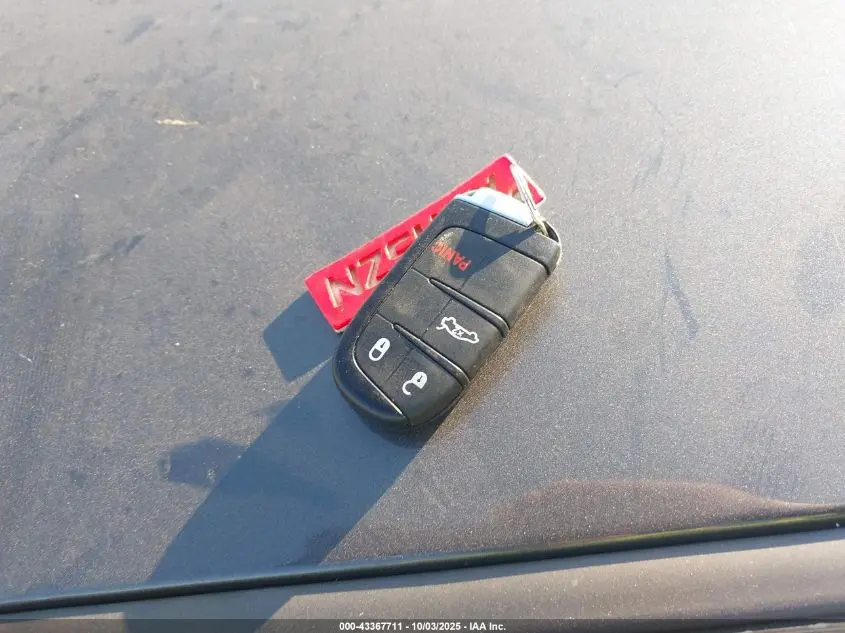2019 DODGE CHALLENGER SXT