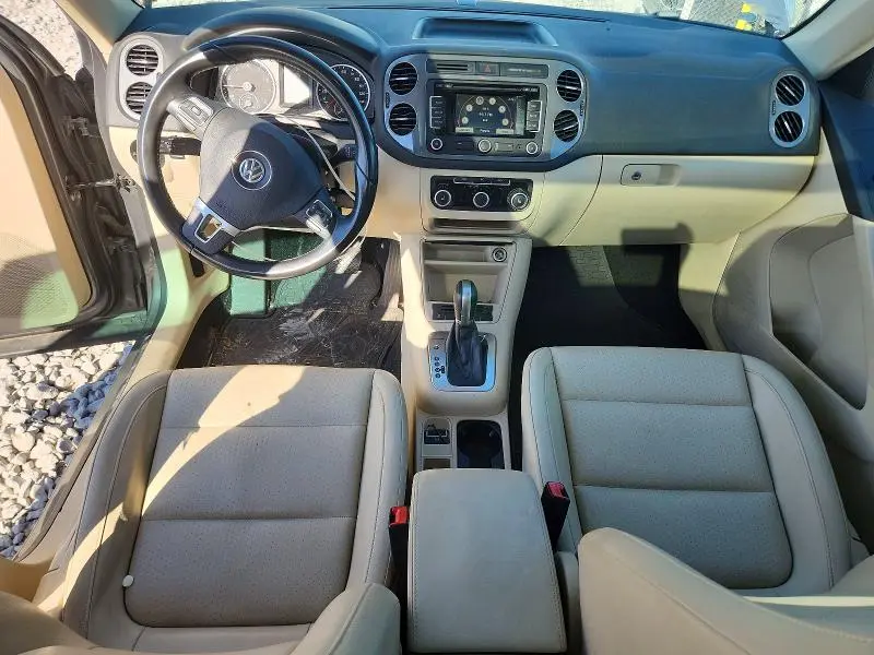 2012 VOLKSWAGEN TIGUAN S  