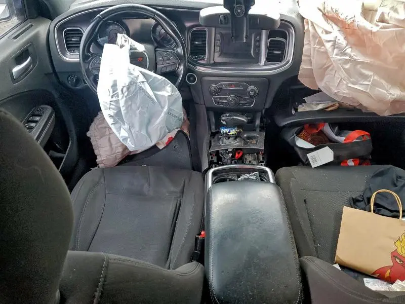 2015 DODGE CHARGER SE  