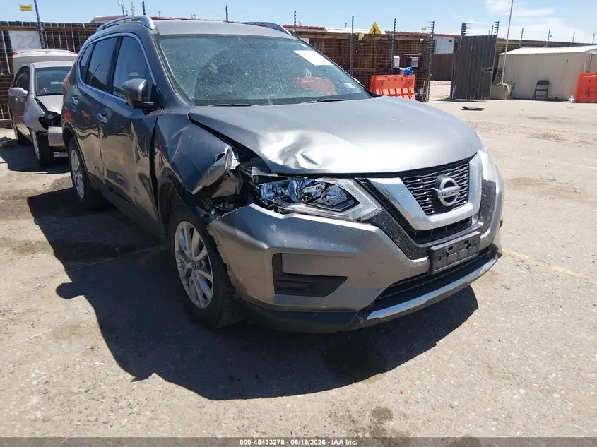 2017 NISSAN ROGUE SV