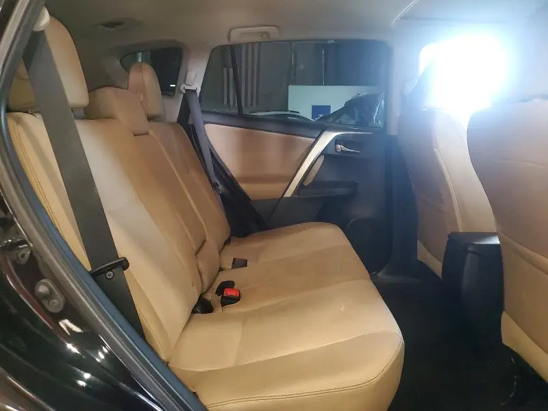2014 TOYOTA RAV4 XLE  