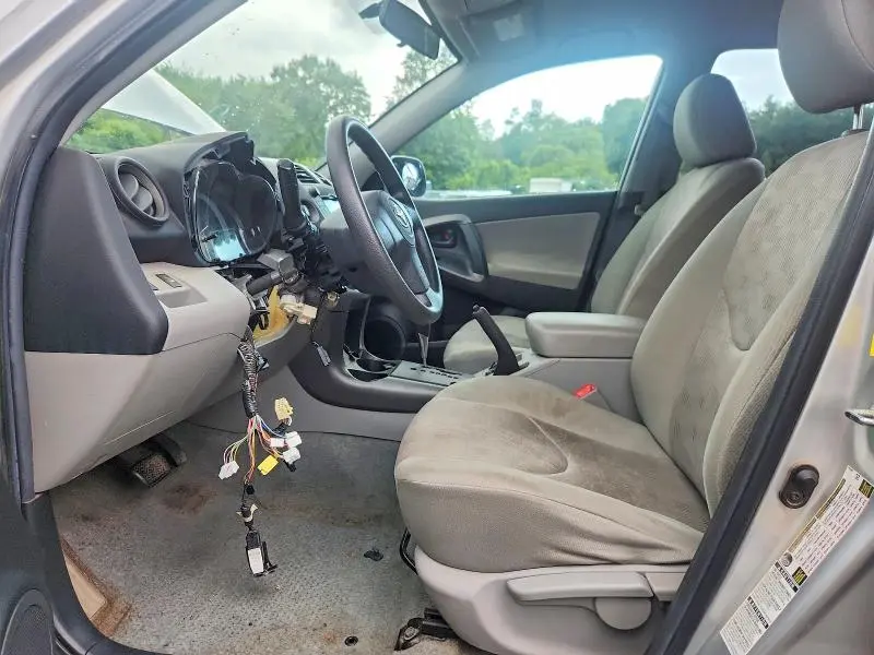 2011 TOYOTA RAV4 BASE  