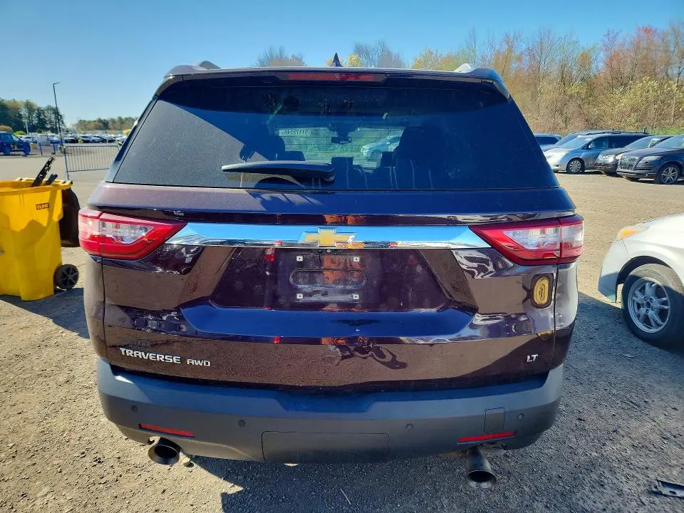 2018 CHEVROLET TRAVERSE LT  