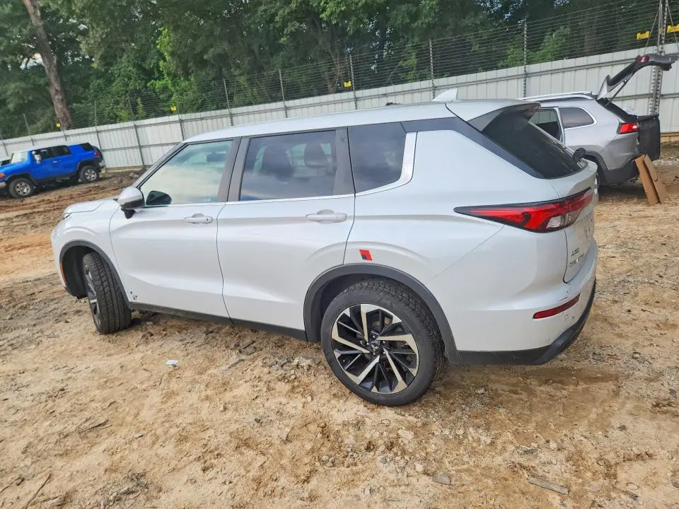 2022 MITSUBISHI OUTLANDER ES  