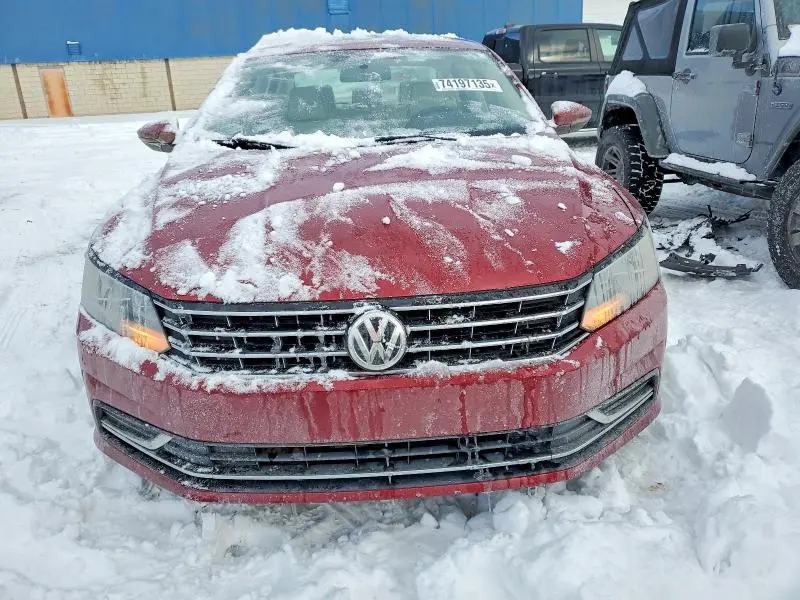 2017 VOLKSWAGEN PASSAT SE  