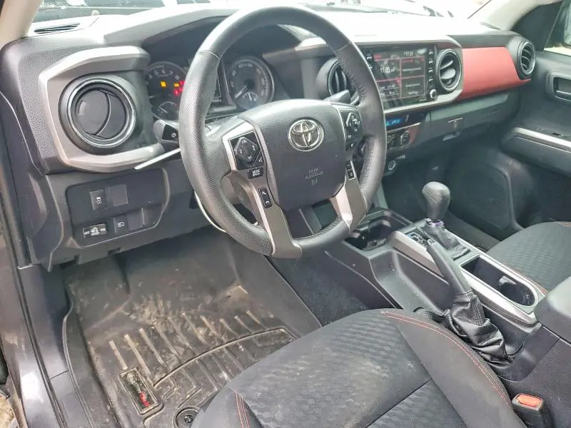 2021 TOYOTA TACOMA SR5 V6  