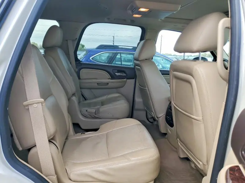 2011 GMC YUKON DENALI  