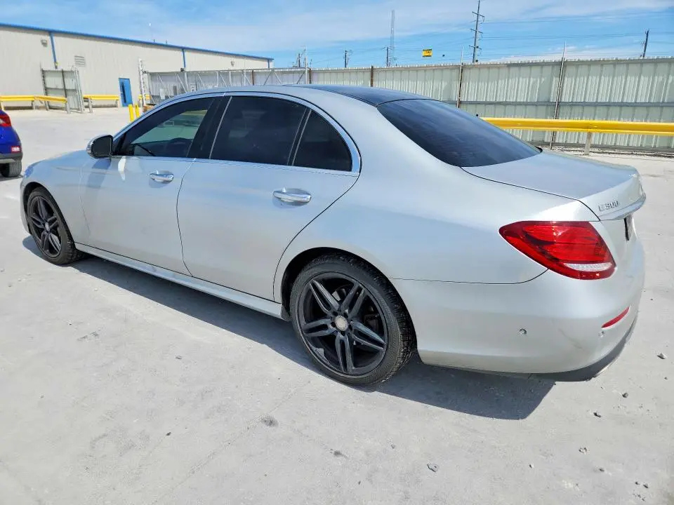 2017 MERCEDES-BENZ E 300  