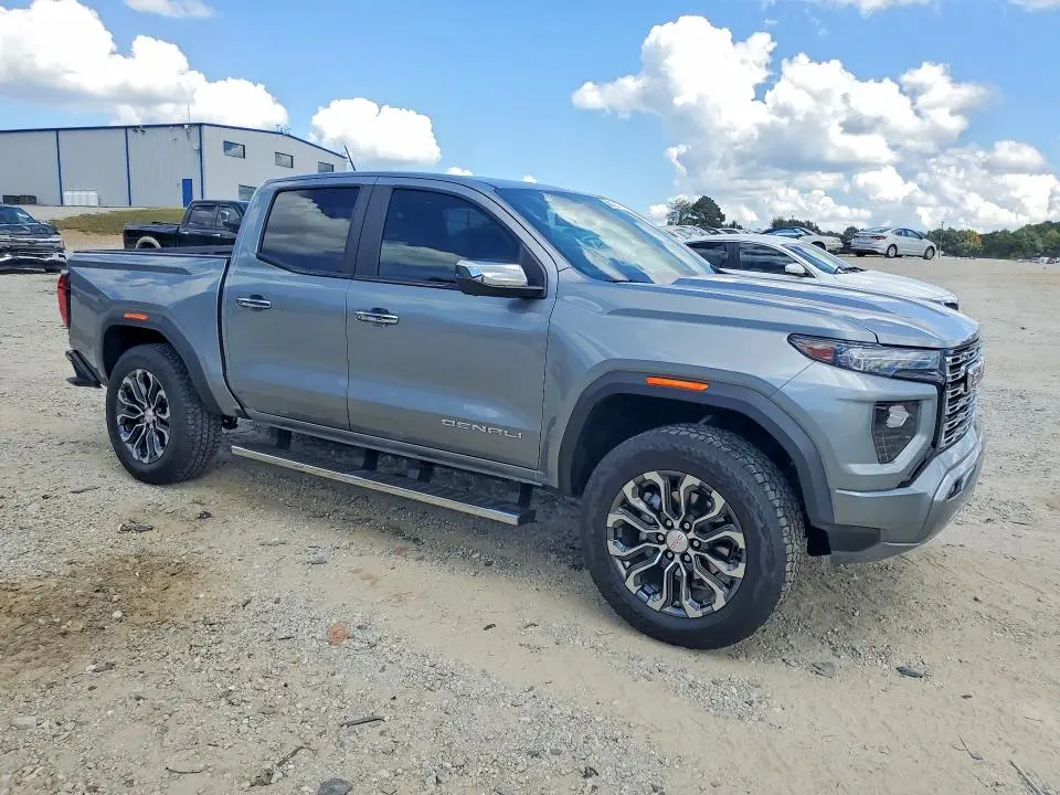2025 GMC CANYON DENALI  
