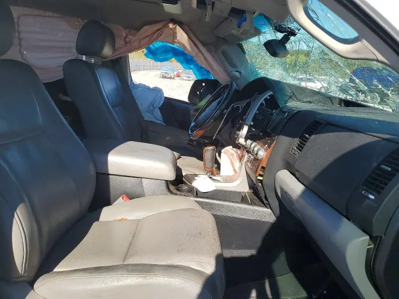 2012 TOYOTA TUNDRA CREWMAX LIMITED  