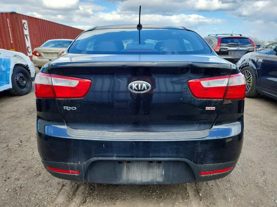 2015 KIA RIO LX  