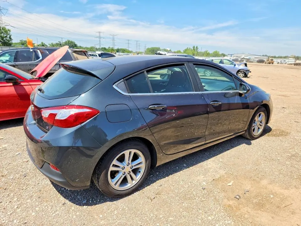 2017 CHEVROLET CRUZE LT  