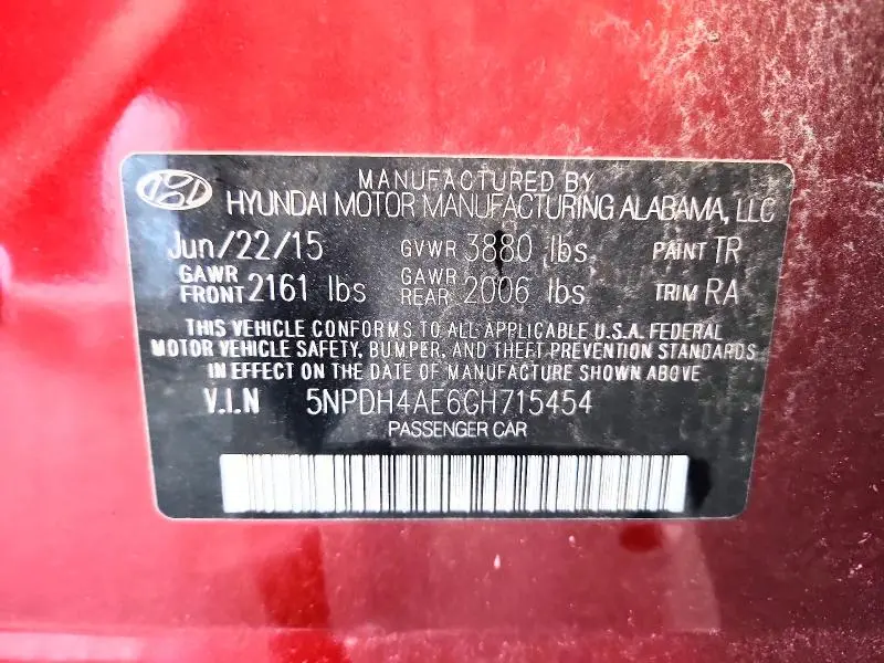 2016 HYUNDAI ELANTRA SE  