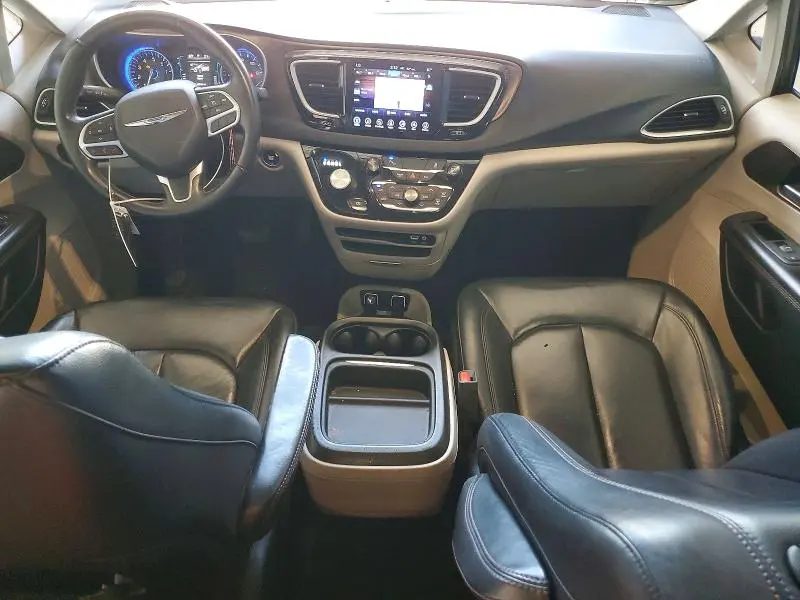 2017 CHRYSLER PACIFICA TOURING L  