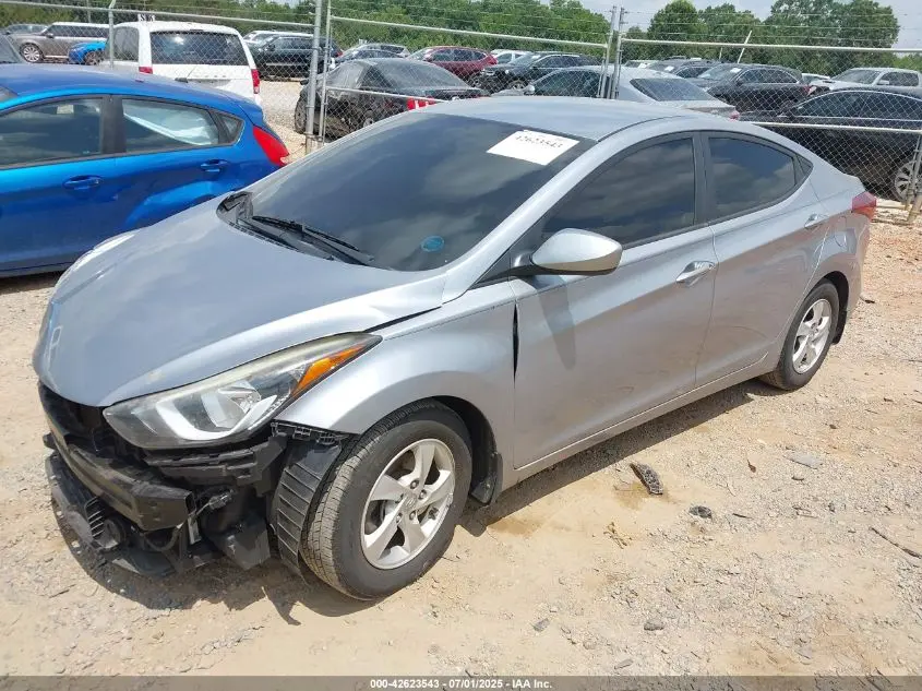 2015 HYUNDAI ELANTRA SE