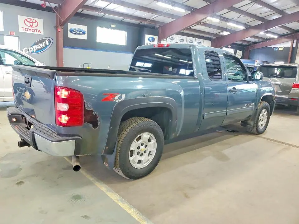 2010 CHEVROLET SILVERADO K1500 LT  