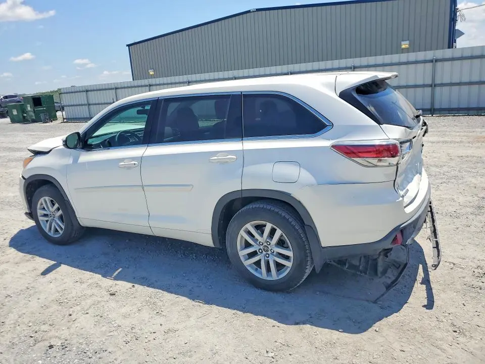 2016 TOYOTA HIGHLANDER LE  