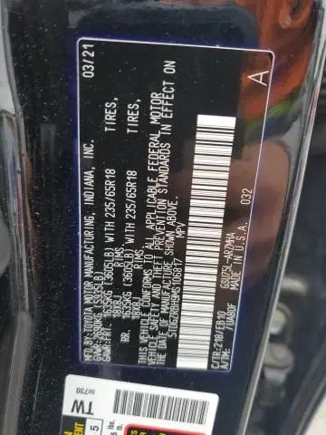 2021 TOYOTA HIGHLANDER XLE  