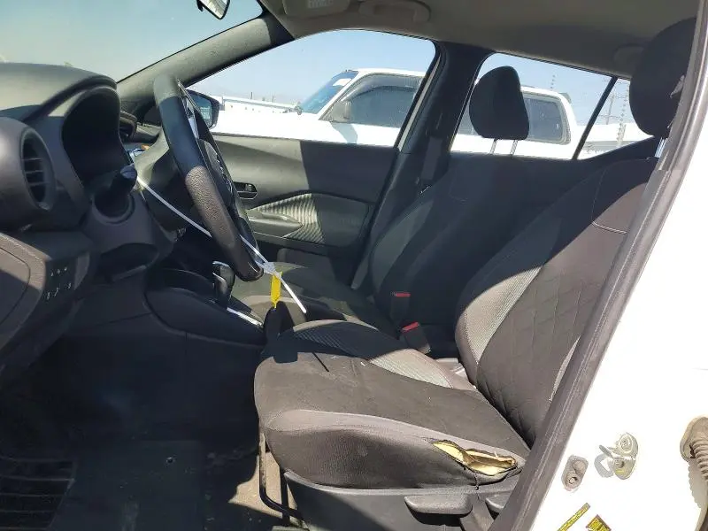 2020 NISSAN KICKS S  
