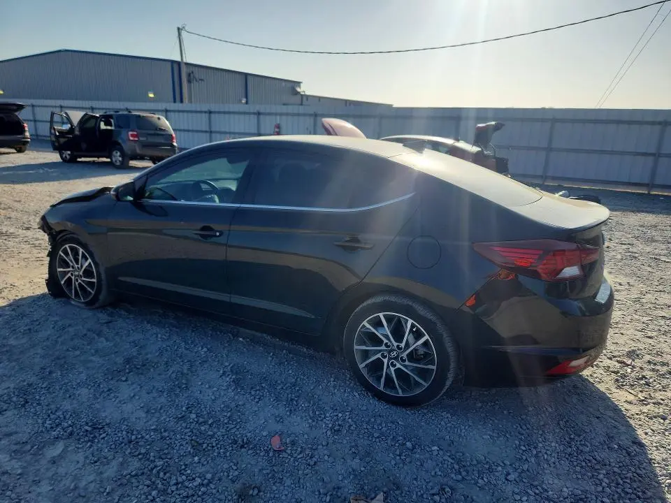 2019 HYUNDAI ELANTRA LIMITED  