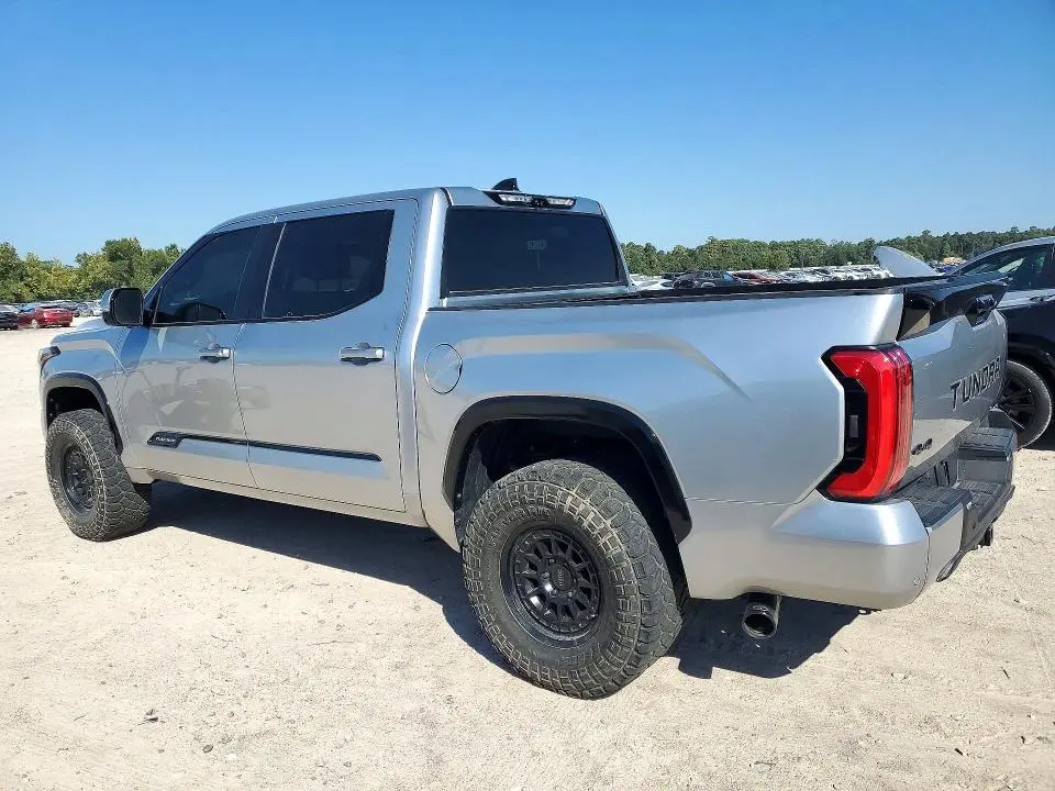 2023 TOYOTA TUNDRA PLATINUM  