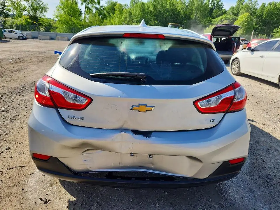 2017 CHEVROLET CRUZE LT  