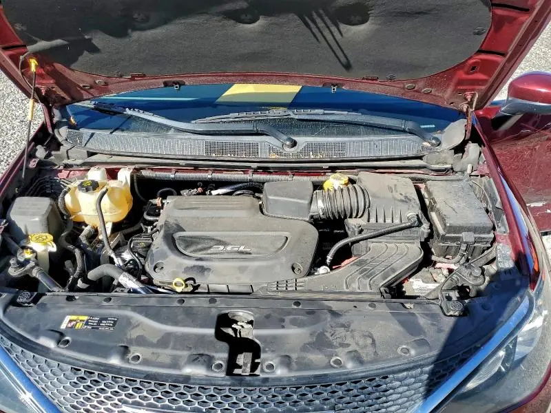 2017 CHRYSLER PACIFICA LX  