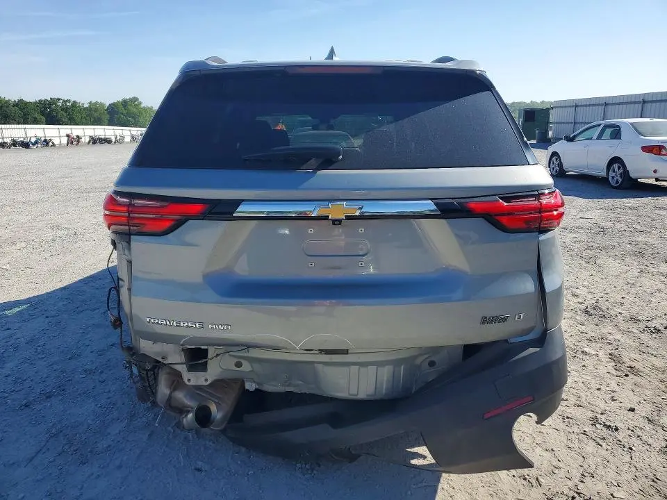 2023 CHEVROLET TRAVERSE LT  