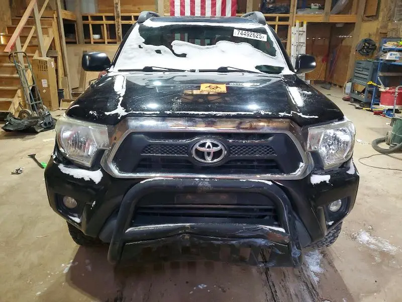 2015 TOYOTA TACOMA   
