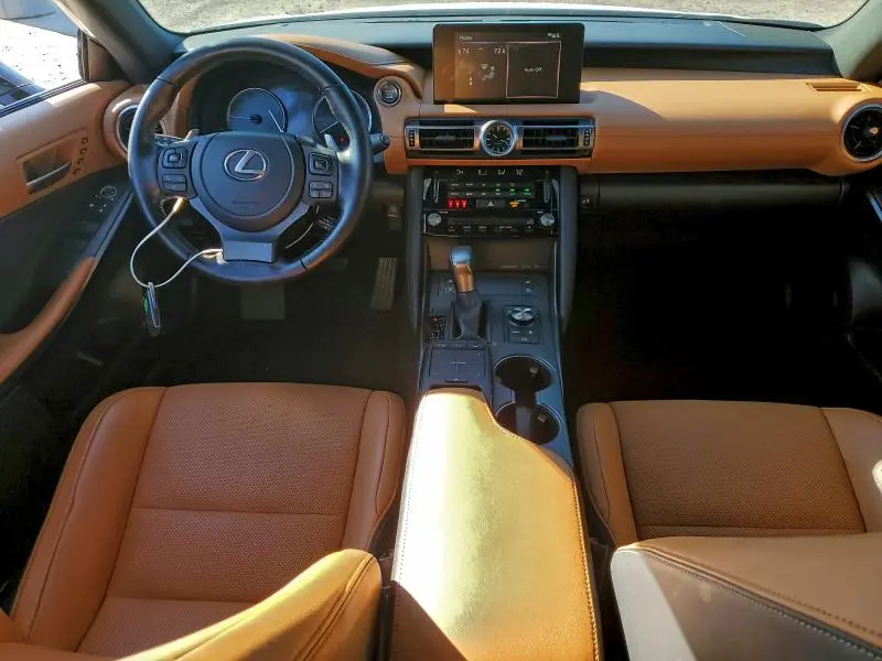 2022 LEXUS IS 300  