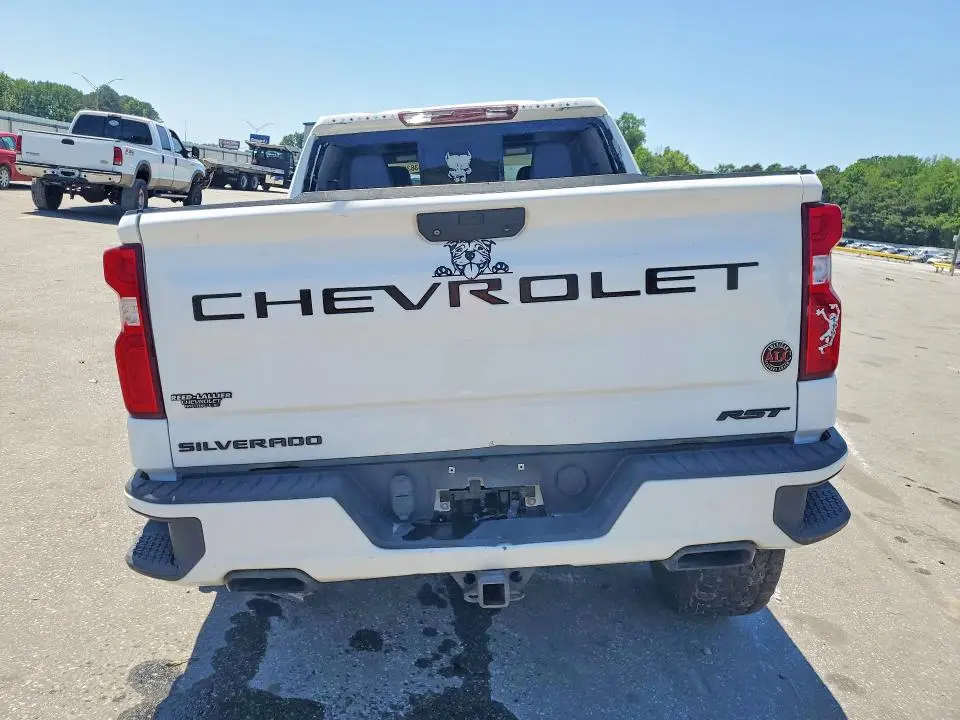 2021 CHEVROLET SILVERADO K1500 RST  