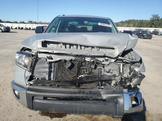 2019 TOYOTA TUNDRA CREWMAX SR5  