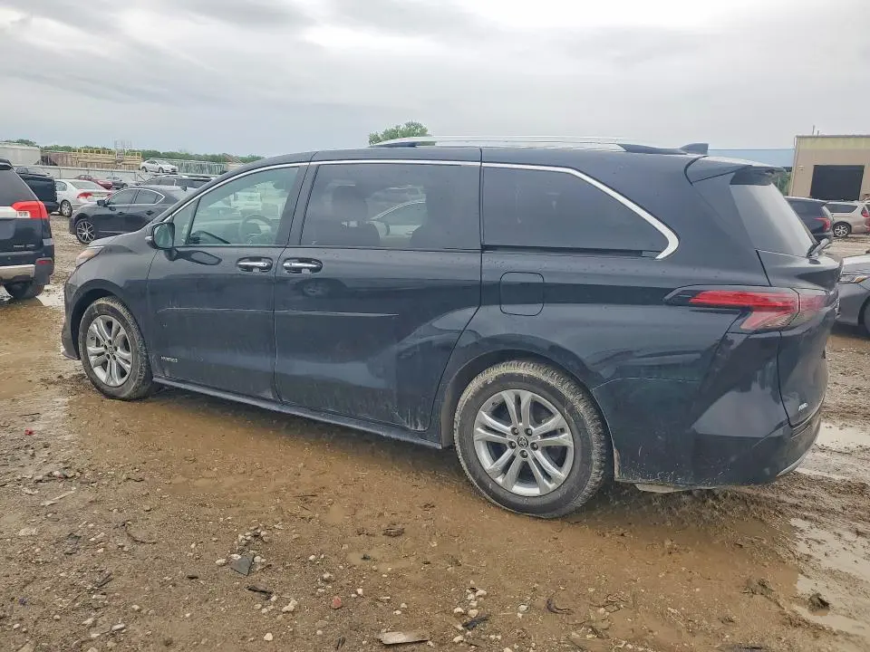 2021 TOYOTA SIENNA PLATINUM 7-PASSENGER  