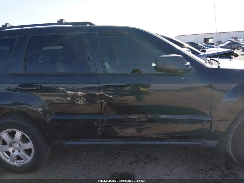2010 JEEP GRAND CHEROKEE LAREDO